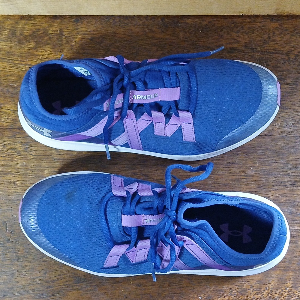 Under Armour Women's Athletic Shoes in Blue and Pink